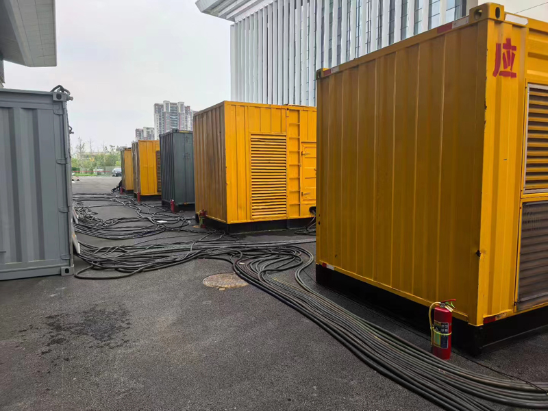 蓝山不同季节柴油发电机组保养有哪些注意事项?