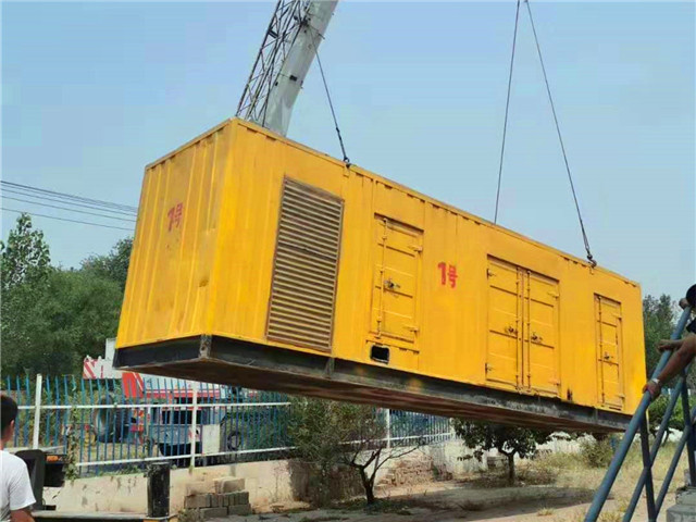 蓝山300KW柴油发电机组油耗是多少？